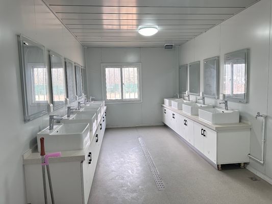 Σπίτι Ζυγισμένη δομή χάλυβα Πίνακα σάντουιτς 20ft 40ft δοχείο Σπίτι μοντέρνο Prefab Flat Pack Σπίτι διαμονής δοχείο