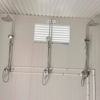 20FT/40FT Προσαρμοσμένο υλικό Ντουμπάι-Κοντέινερ Πλήρως συναρμολογημένο Φορητή κινητή τουαλέτα και σύγχρονο σχεδιασμό για εξωτερική χρήση