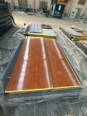 Ξενοδοχείο 20ft 40ft εξωτερικό Flat Pack Container House με πολλαπλό σχεδιασμό και 3C / CE / CL / SAA Standard Electricity