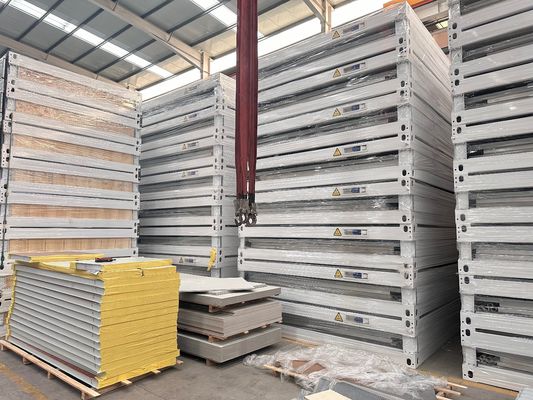 Γρήγορη κατασκευή Flat Pack Container Home Sandwich Panel Modular House Προετοιμασμένη πολυλειτουργία Διαρκεία 15-30 ετών