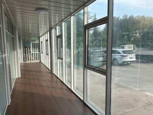 Εύκολο στη συναρμολόγηση υψηλή βαθμολογία ανέμου Prefab σπίτι προσαρμόσιμη ευέλικτη συναρμολόγηση χάλυβα σάντουιτς πάνελ δοχείο διαβίωσης