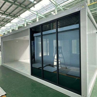 20FT/40FT Προσαρμοσμένο πάτωμα πλακέτας PVC Αποσυναρμολογήσιμο σπίτι εμπορευματοκιβωτίου με σύγχρονη οροφή από γυαλί ινών και τοίχος κουρτίνας πολλαπλών γυαλί