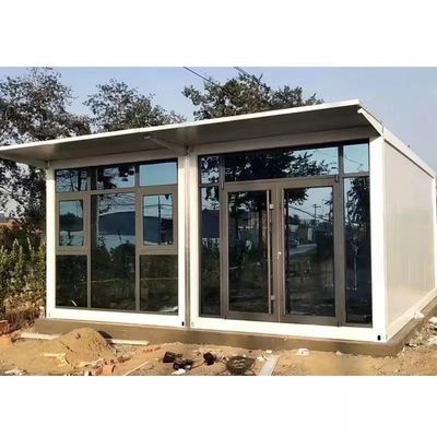 Επαγγελματική εξατομίκευση Flat Pack Accommodation Hurricane Proof Prefab Container Houses με διάρκεια ζωής 15-30 ετών