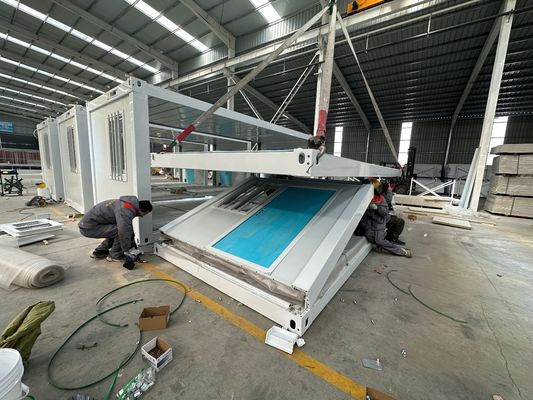 Προσαρμοσμένο χρώμα 20 40 Ft γρήγορη εγκατάσταση κοντέινερ Προετοιμασμένο αναδιπλούμενο κοντέινερ σπίτι για γραφείο και ανθεκτικό σε τυφώνες