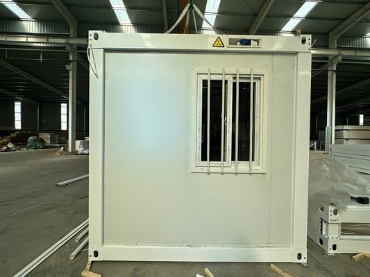 Πλαστικό Πίνακα Σάντουιτς Κωντέινερ Σπίτι Porta Cabin Εμπορικό κατάστημα με τοπικό πρότυπο ηλεκτρικό ρεύμα 20FT / 40FT Προσαρμοσμένο