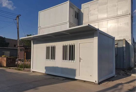 Τριγωνική οροφή Flat Pack Prefab House 20ft 40ft Container House με εξατομικευμένο χρώμα Sandwich Panel Steel Frame