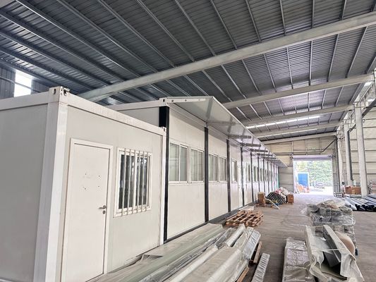 20FT/40FT Προσαρμοσμένα Μονουλικά Σπίτια Χαμηλού Ανθρακούχου Προετοιμασμένα Σπίτια για πολυτελή Σπίτια Flat Pack Container Housing Λύση εξοικονόμησης χώρου