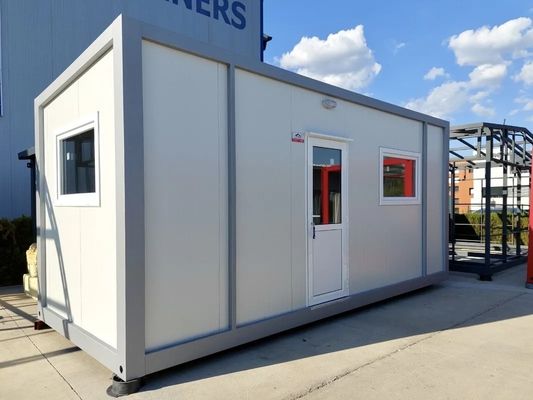 Προσαρμοσμένο χρώμα Luxe ξύλινο σπίτι Prefab ξενοδοχείο 3 δωμάτια και 4 υπνοδωμάτια 20 ft House Kit Prefab Flat Pack Container House