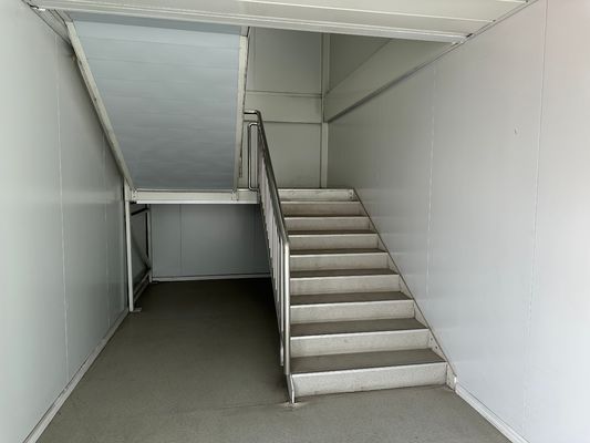 Γρήγορη εγκατάσταση Ζυγισμένη δομή χάλυβα Προετοιμασία αυτοσυναρμολόγηση πολυτελή βίλα σπίτι για δύο ορόφους Flat Pack κοντέινερ