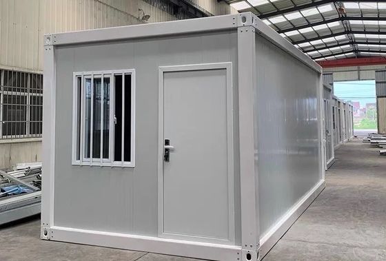 20 ft Prefab Container House με κουζίνα και πόρτα ασφαλείας Λευκό ή εξατομικευμένο χρώμα Ανθεκτικό σχέδιο