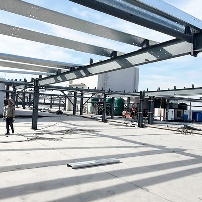 Βιομηχανικό μεταλλικό πλαίσιο, ατσάλινη δομή, εργαστήριο, αποθήκη, η τέλεια λύση για φορητό δωμάτιο.