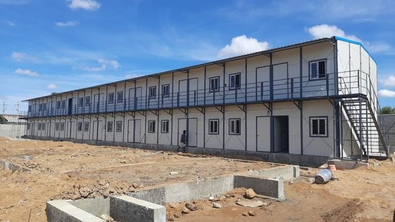 Ελαφρύ χάλυβα σύγχρονη προκατασκευασμένη πυρόστατη νερόστατη προκατασκευασμένη συλλογική κοιτώνα σπίτι σε 20-30 χρόνια διάρκεια ζωής