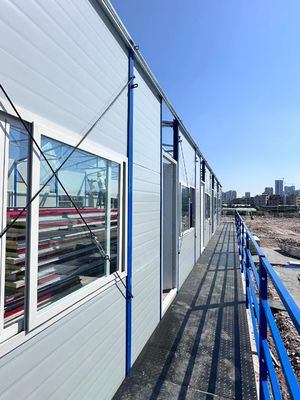 Αλουμινένιο παράθυρο Προσυσκευασμένο θόλο Σπίτι για εργαστήριο Αποθήκη Κατασκευή Γραφείο και σύγχρονο σχεδιασμό 3 Διαμερίσματα υπνοδωματίων