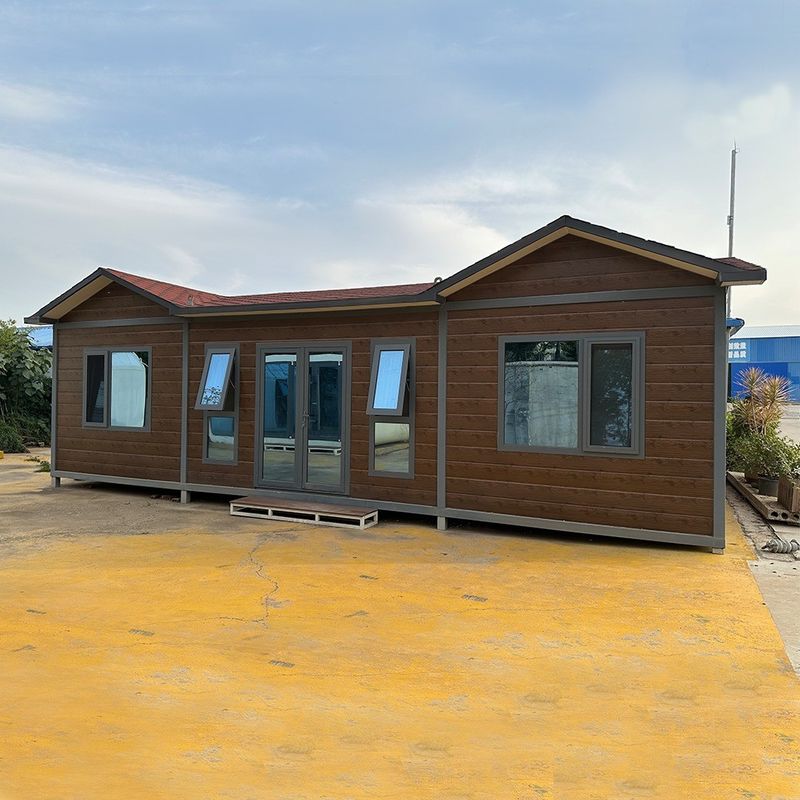 Προσαρμοσμένο 20FT / 40FT φορητό προκατασκευασμένο σπίτι Κωνσταντινοφόρο σπίτι για κατοικίες ανθεκτικές σε τυφώνες 2 υπνοδωμάτια κινητό σπίτι